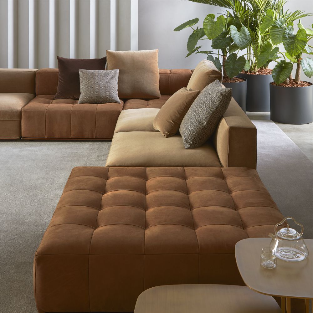 Andy Matheus Sofa